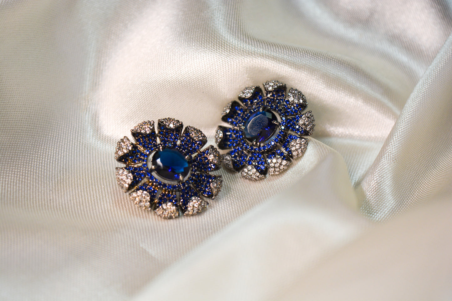 GAANYA EARRINGS