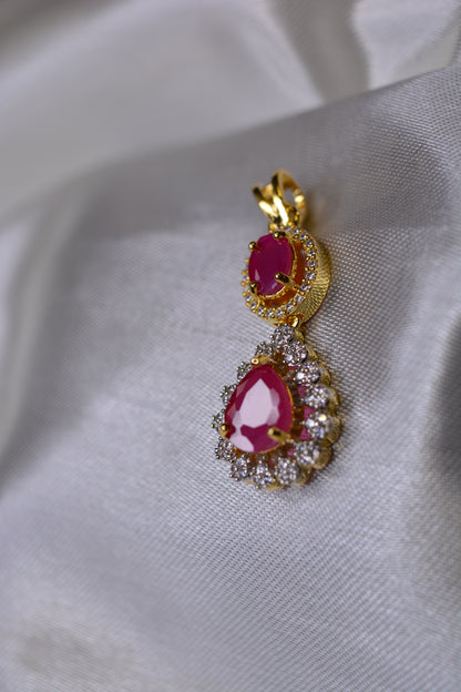 Vrajarani Pendant Set